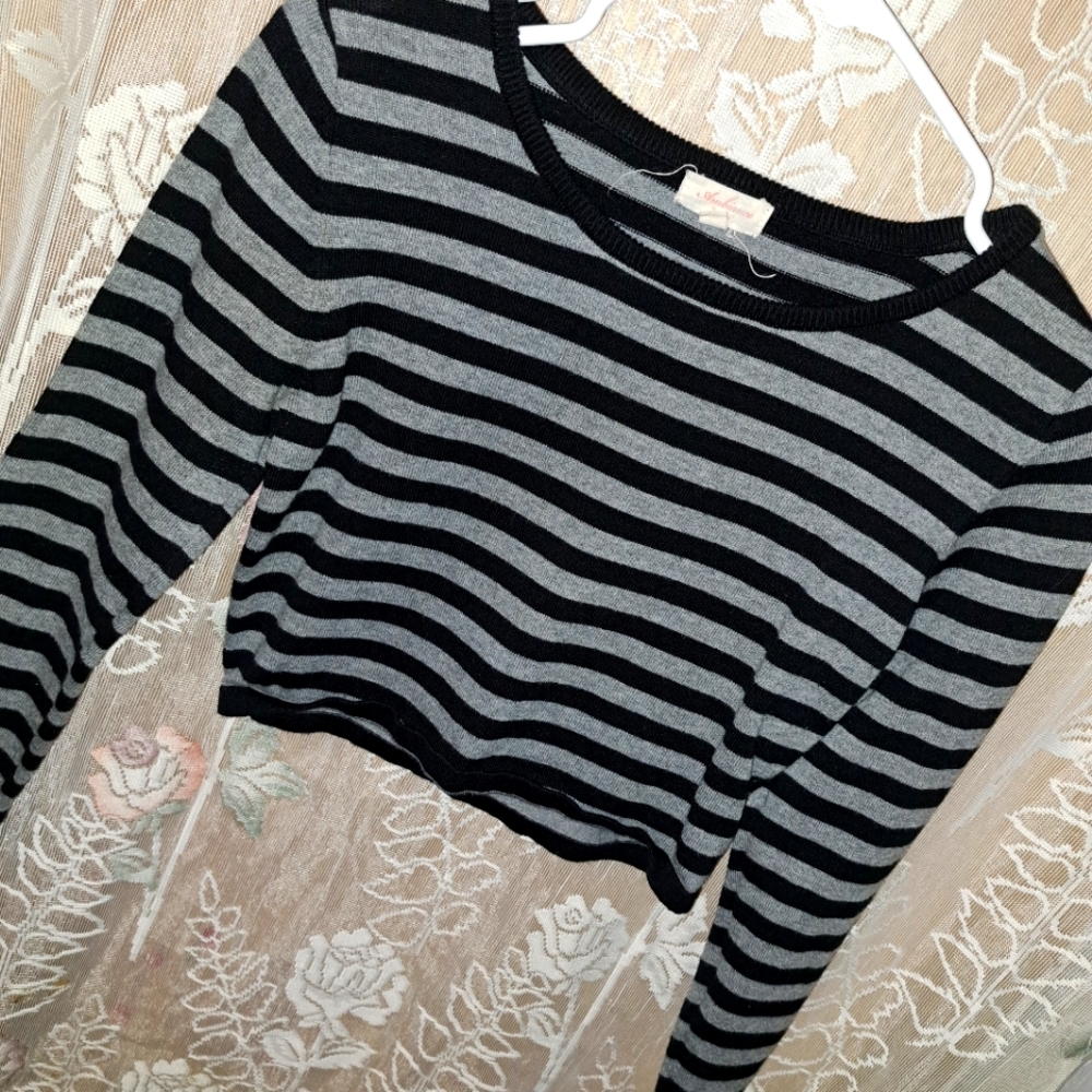 Ambiance crop top